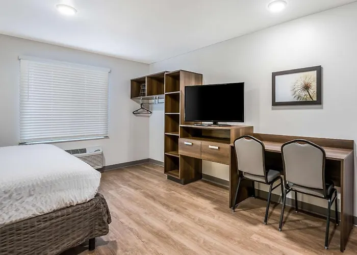 Отель Woodspring - Chicago 2*